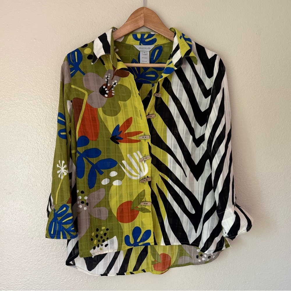 Multiples Green and Black Patterned Top